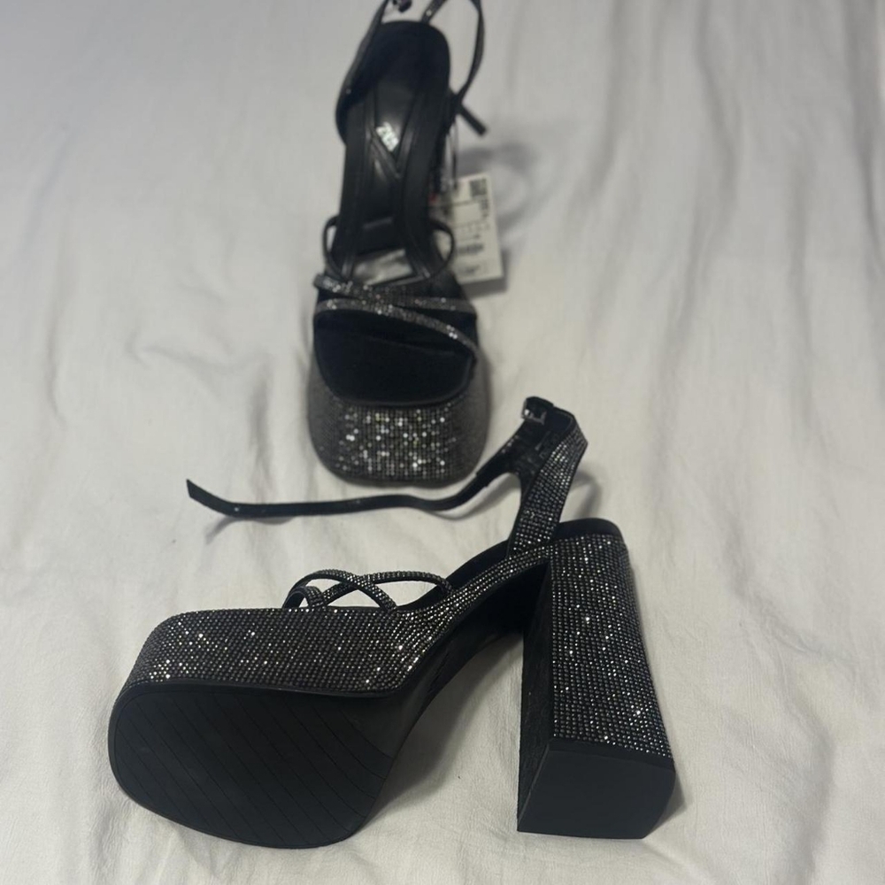 Zara platform black Sandals